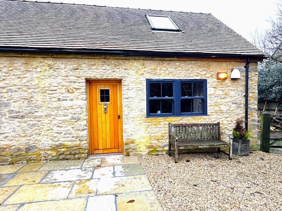 Dove House Cottages - No 1 อ็อกซ์ฟอร์ด ภายนอก รูปภาพ